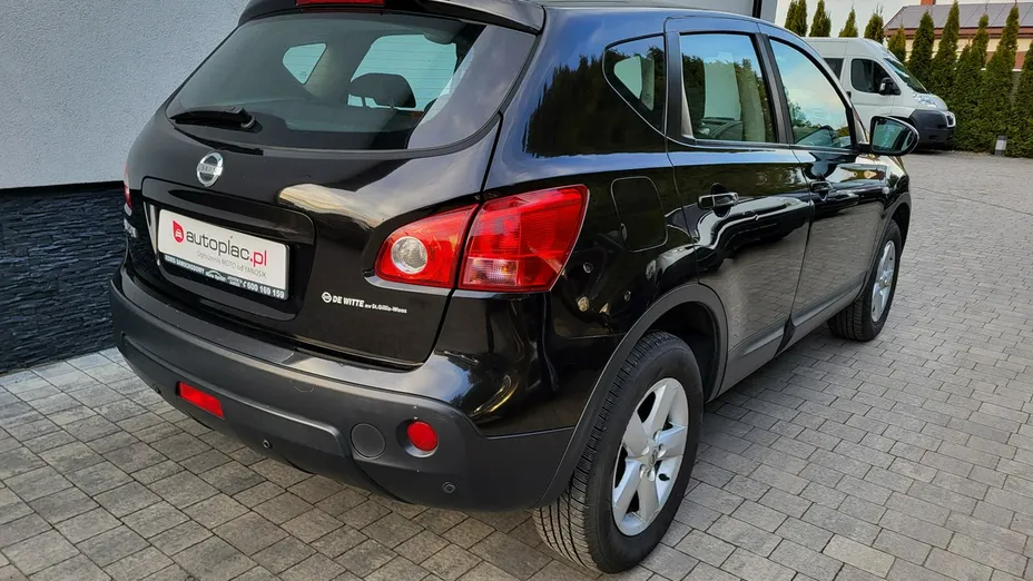 NISSAN Qashqai -