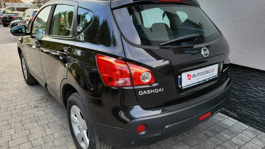 NISSAN Qashqai -