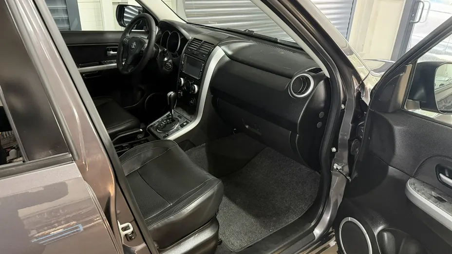 SUZUKI Grand Vitara -