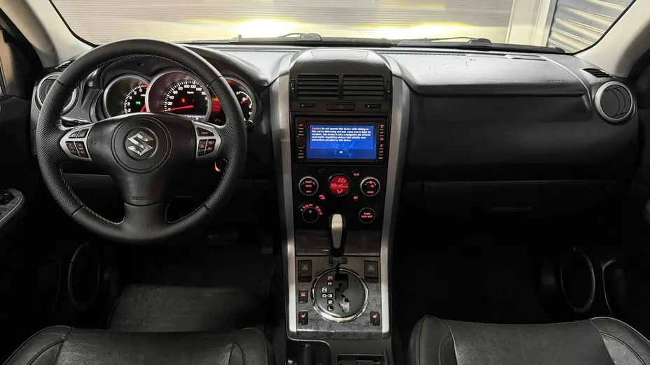 SUZUKI Grand Vitara -