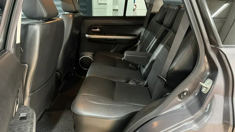 SUZUKI Grand Vitara -