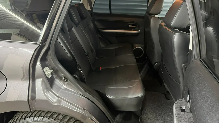 SUZUKI Grand Vitara -
