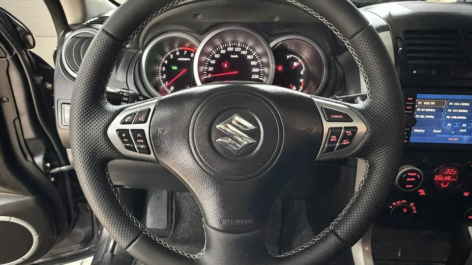 SUZUKI Grand Vitara -