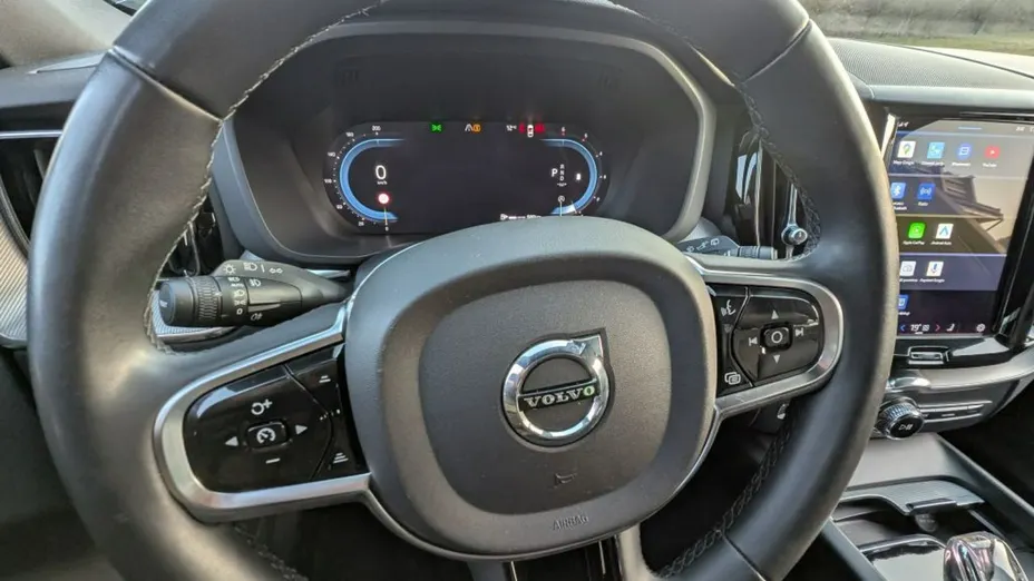 VOLVO XC60 -