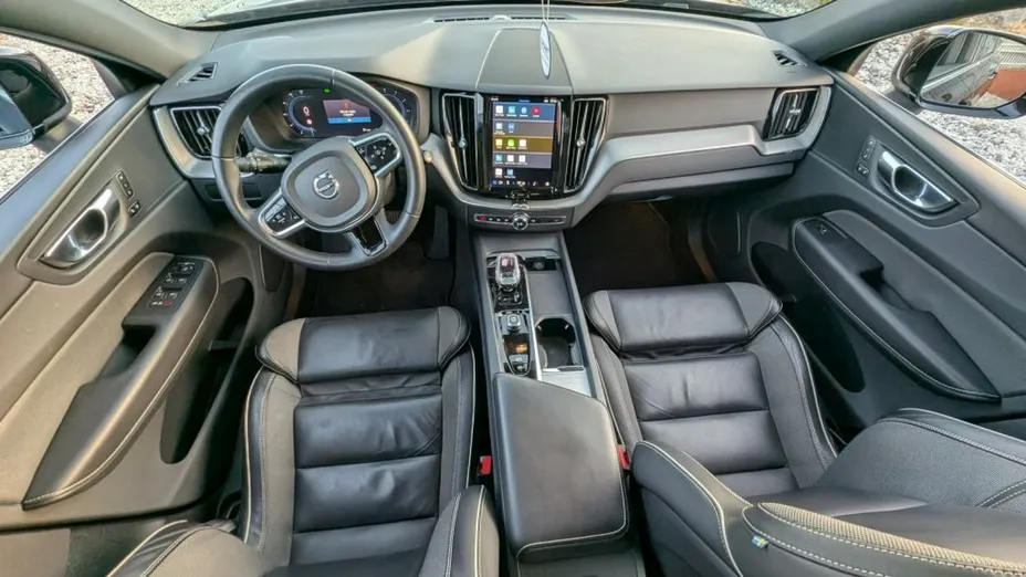 VOLVO XC60 -