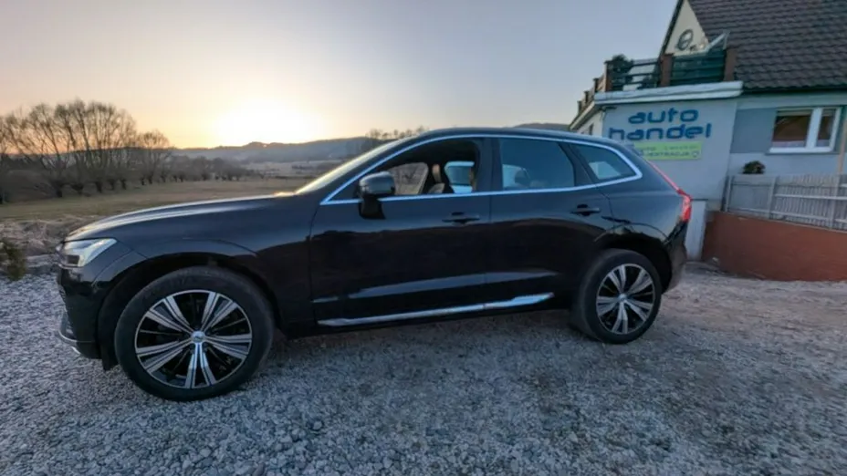 VOLVO XC60 -