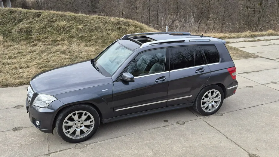 MERCEDES-BENZ GLK -