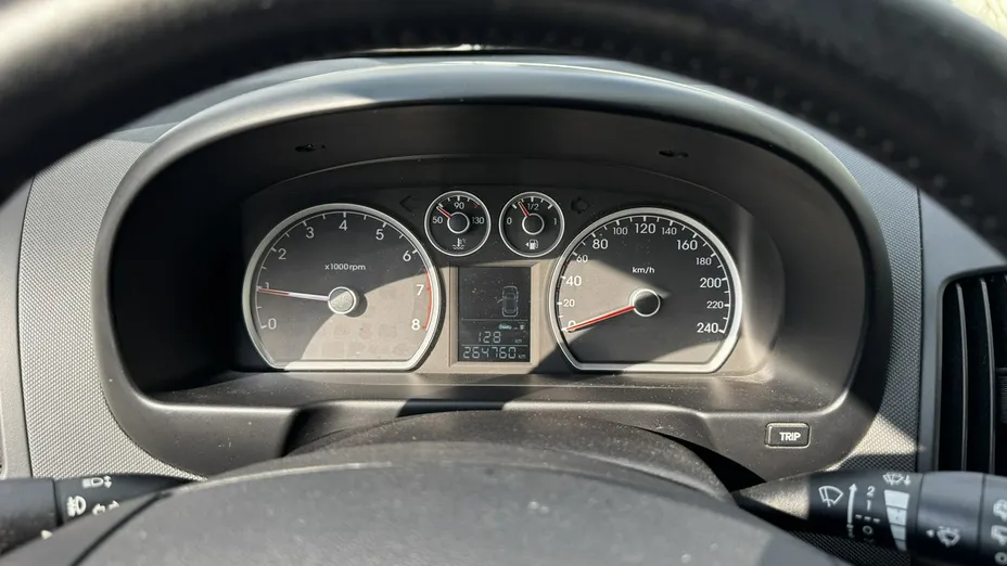 HYUNDAI i30 -
