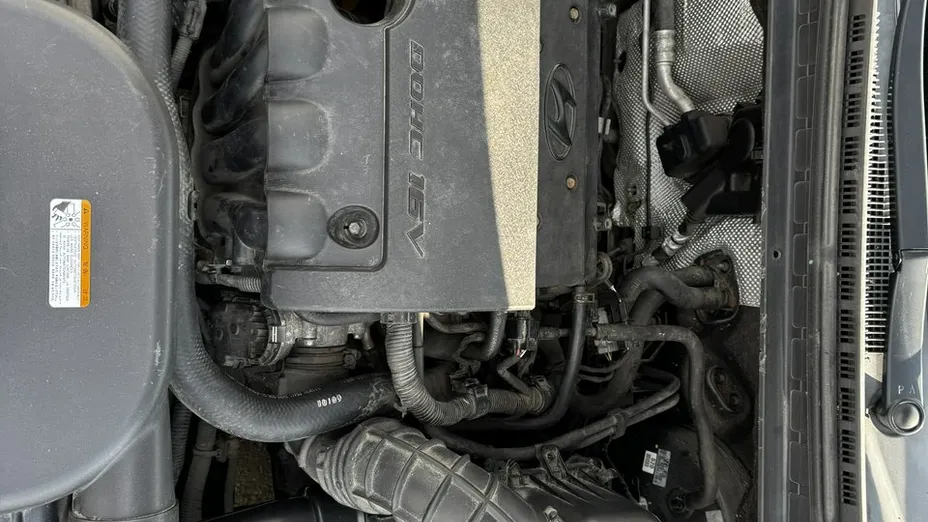 HYUNDAI i30 -
