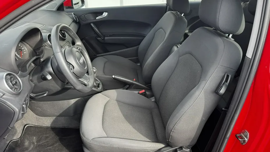 AUDI A1 -