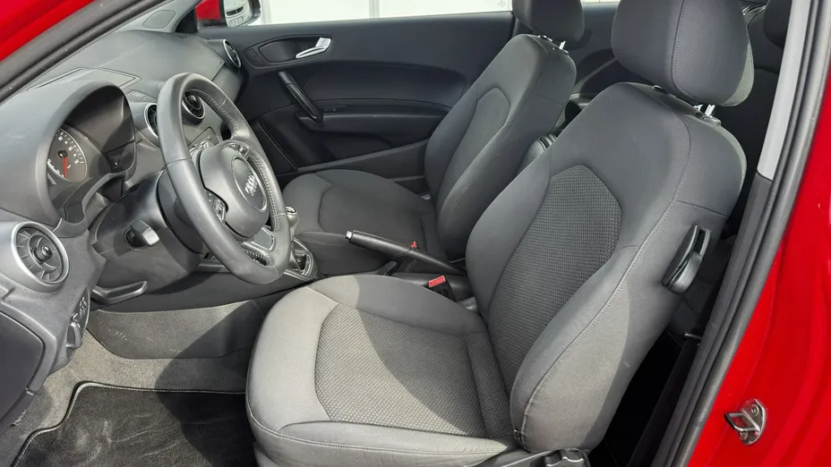 AUDI A1 -