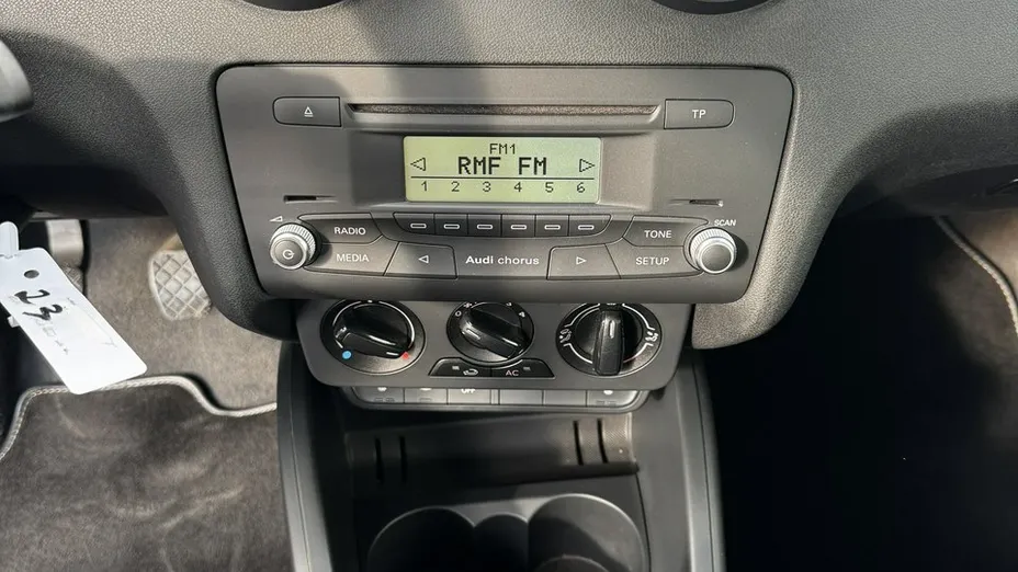 AUDI A1 -