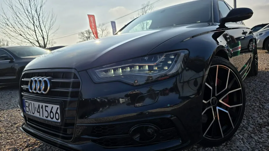 AUDI A6 -