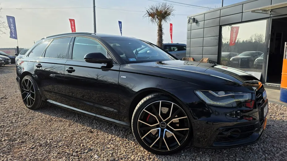 AUDI A6 -