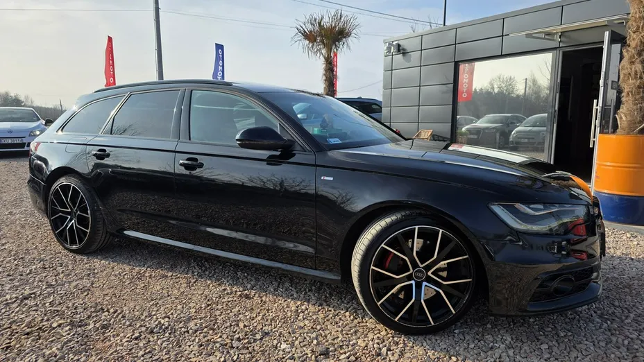 AUDI A6 -