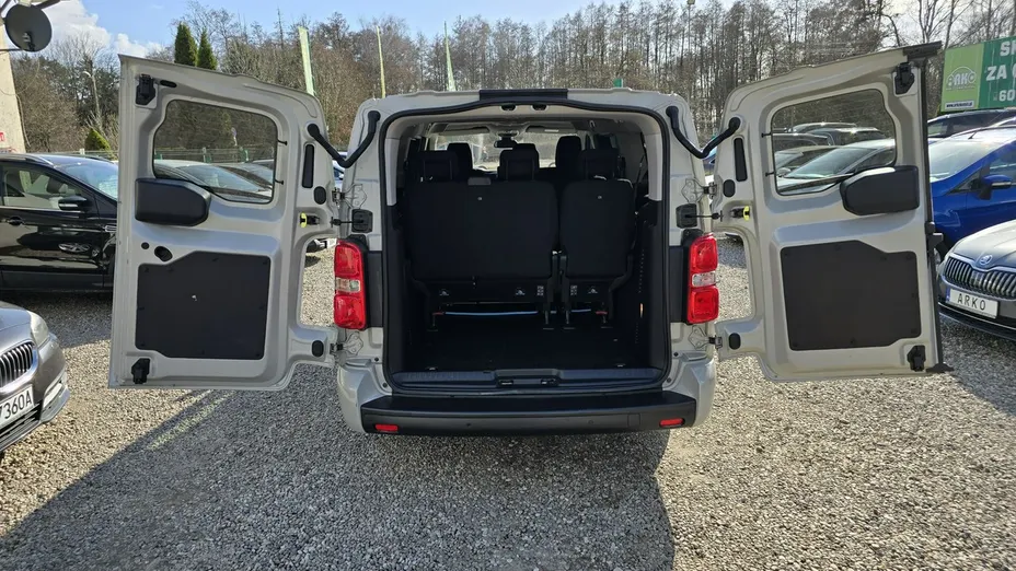 TOYOTA Proace Verso -