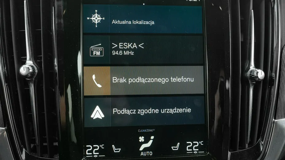 VOLVO V90 -