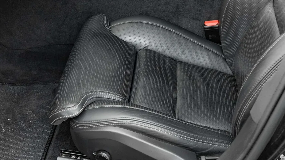 VOLVO V90 -