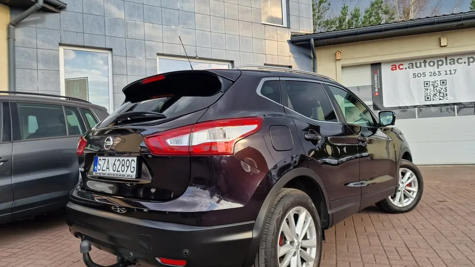 NISSAN Qashqai -