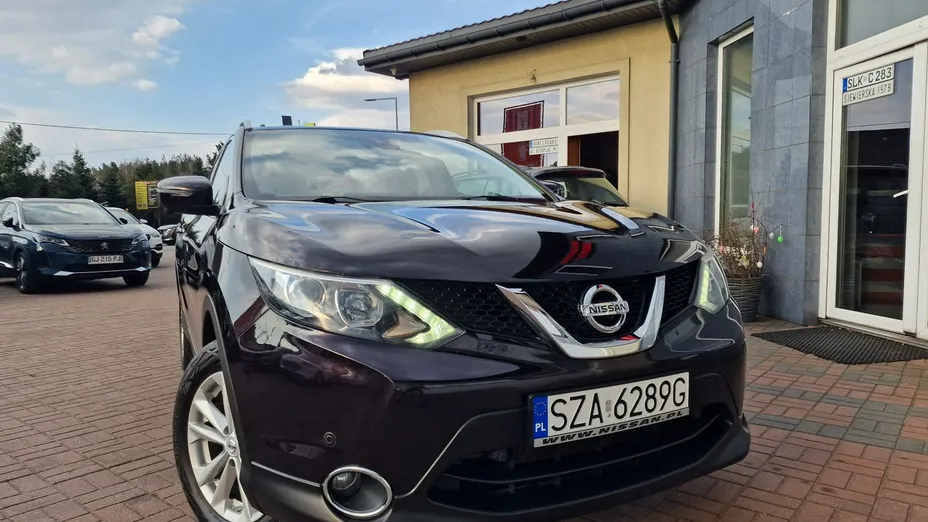 NISSAN Qashqai -