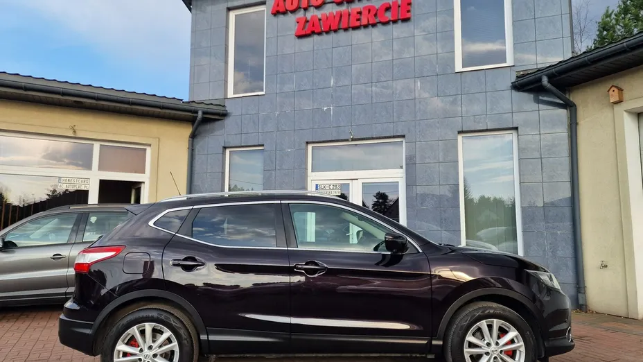 NISSAN Qashqai -