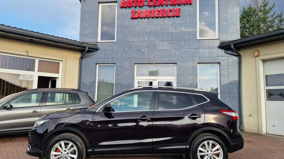 NISSAN Qashqai -