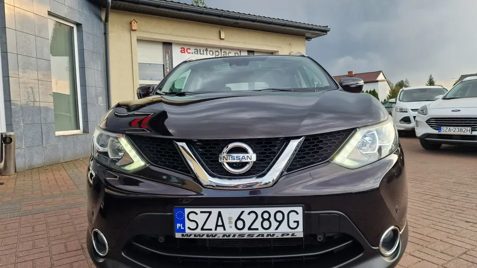 NISSAN Qashqai -