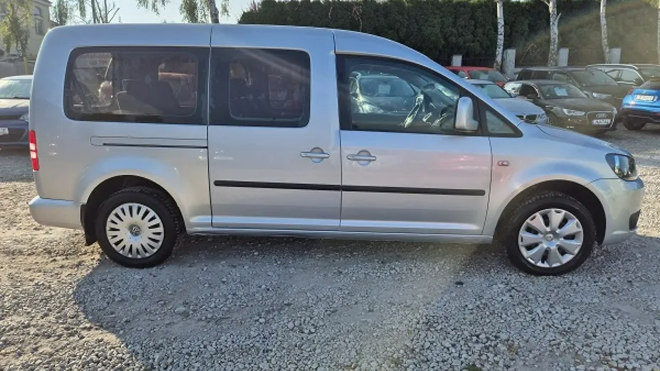 VOLKSWAGEN Caddy -