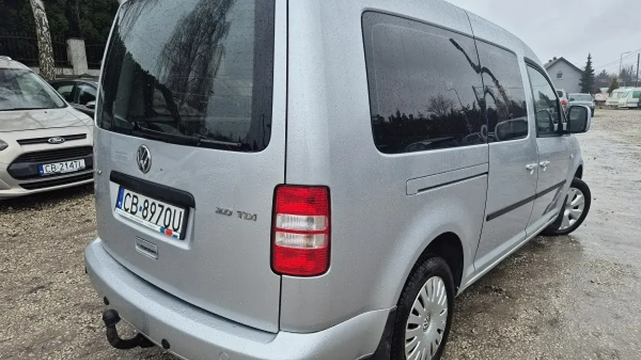 VOLKSWAGEN Caddy -