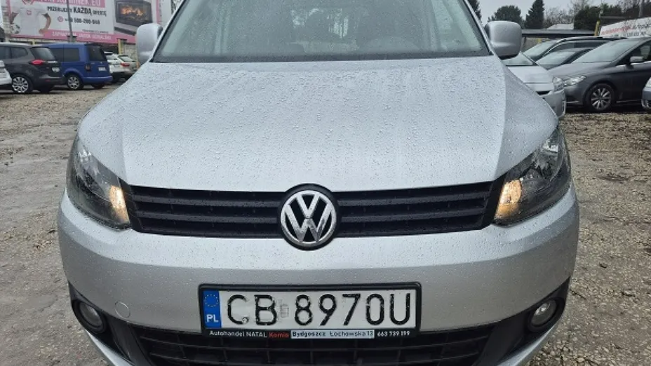 VOLKSWAGEN Caddy -
