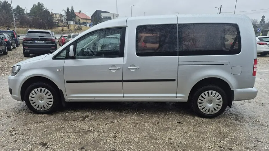 VOLKSWAGEN Caddy -