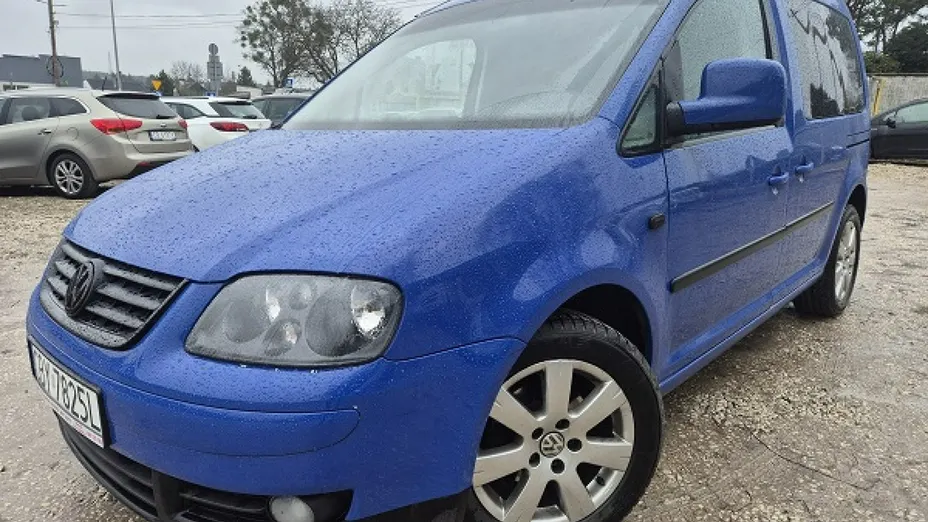 VOLKSWAGEN Caddy -