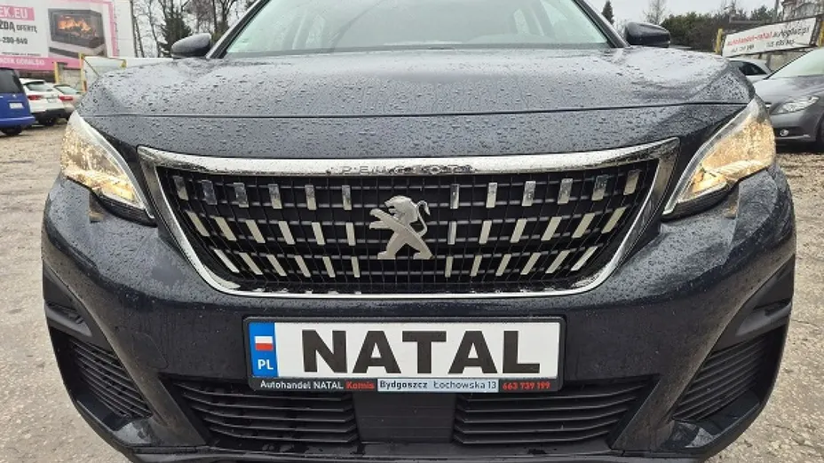 PEUGEOT 3008 -