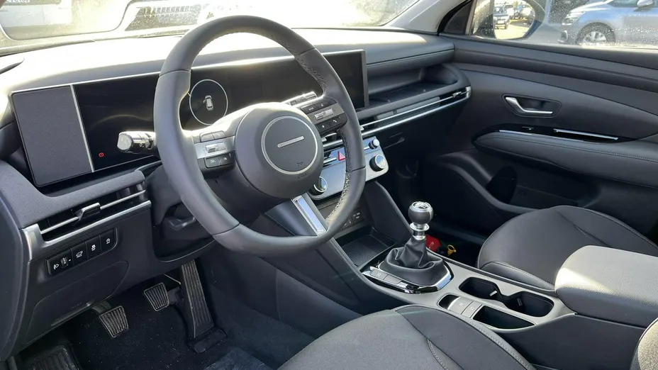HYUNDAI Tucson -