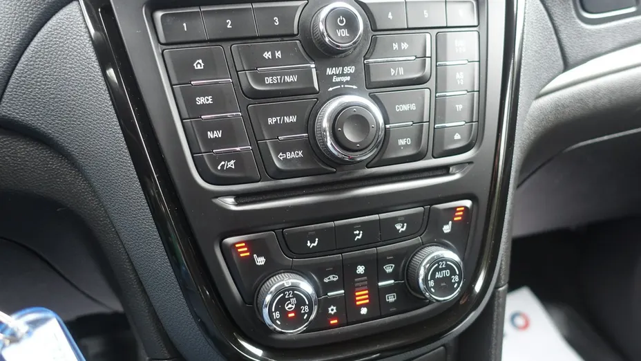 OPEL Mokka -