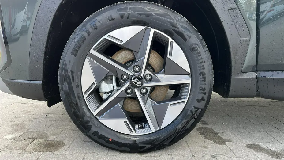HYUNDAI Tucson -
