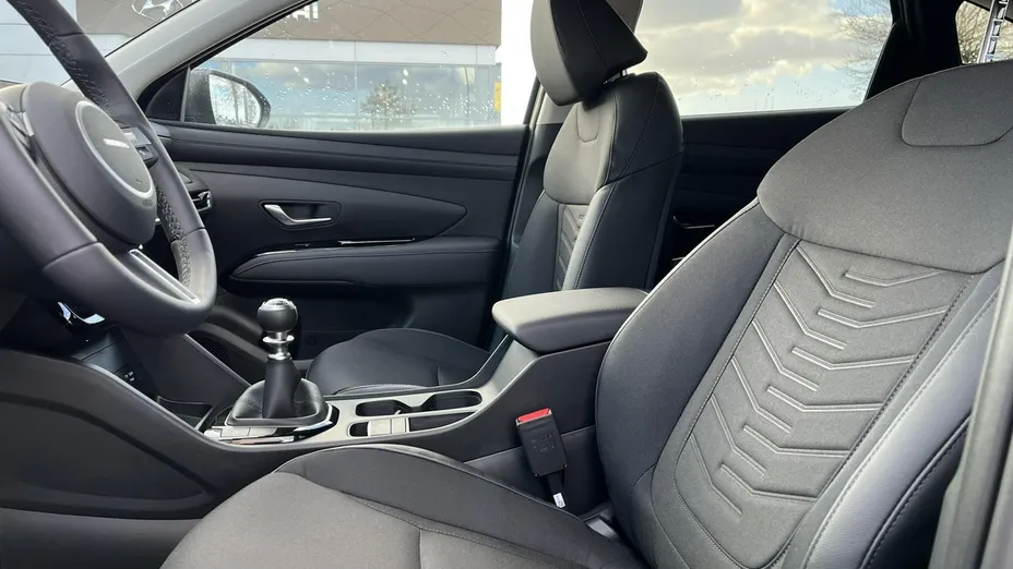 HYUNDAI Tucson -