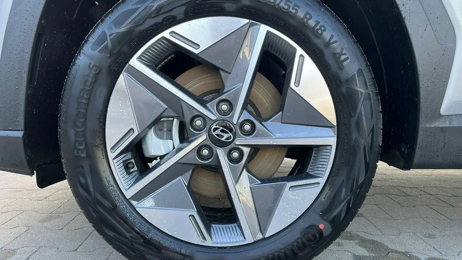 HYUNDAI Tucson -