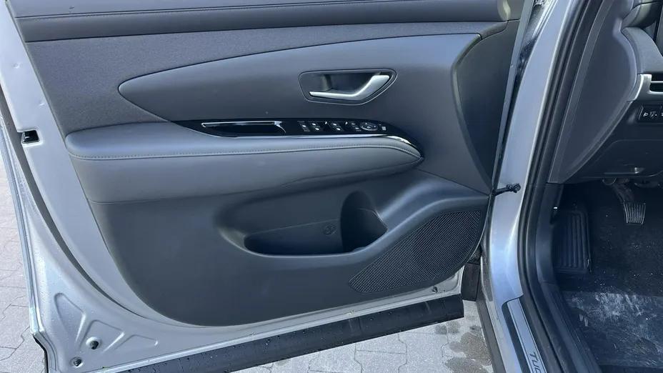 HYUNDAI Tucson -