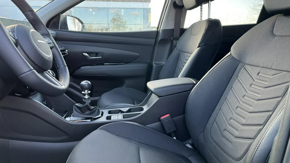 HYUNDAI Tucson -