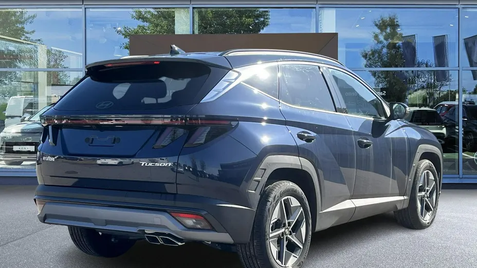 HYUNDAI Tucson -