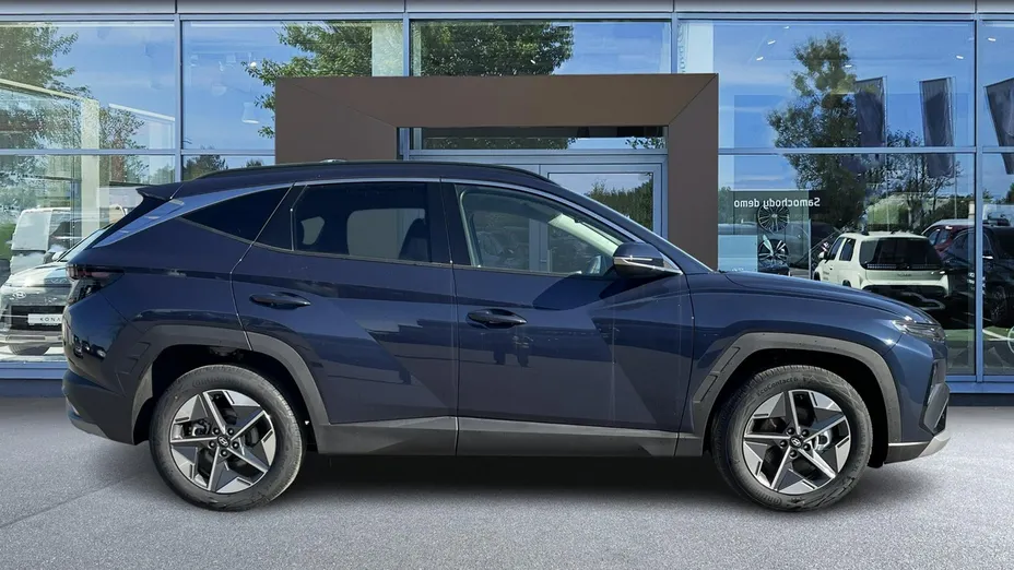 HYUNDAI Tucson -