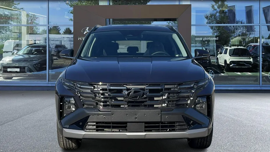 HYUNDAI Tucson -