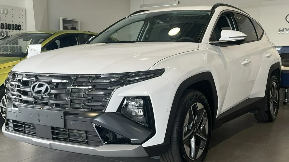 HYUNDAI Tucson -