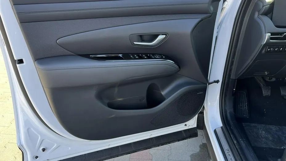 HYUNDAI Tucson -