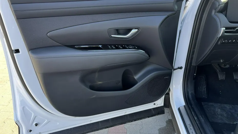 HYUNDAI Tucson -