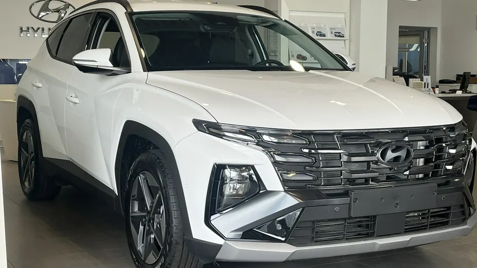 HYUNDAI Tucson -