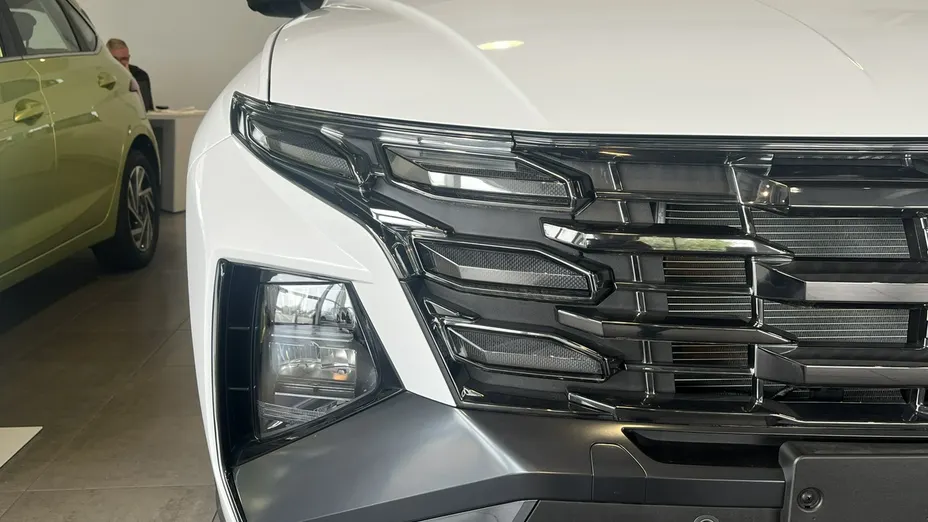 HYUNDAI Tucson -