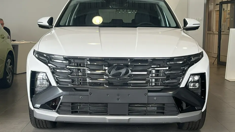 HYUNDAI Tucson -