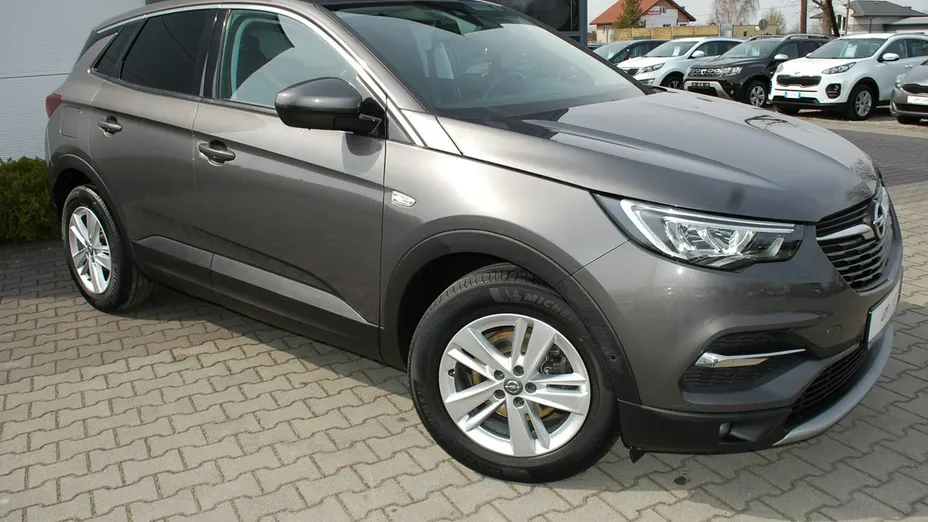 OPEL Grandland X -